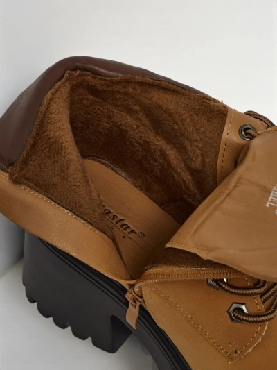 Botki damskie eko zamszowe na słupku i platformie Tavlissa