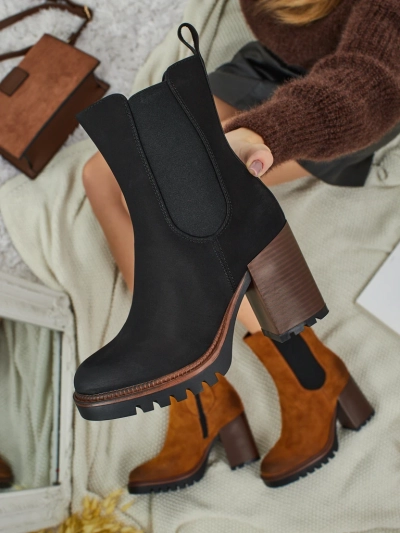 Botki femina eco zamszova na stupku Soreya