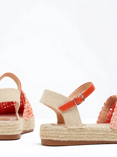 Pomarańczowe damskie espadryle z ażurową cholewką Triumf - Obuwie
