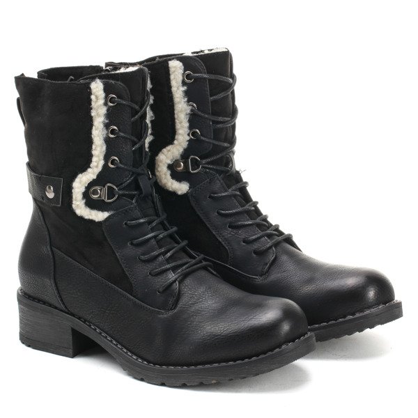 Czarne, wiązane botki a'la traperki - Obuwie