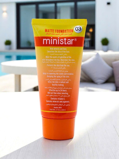 MINI STAR Moisturizing BB cream with Vitamin C with a matte finish Honey