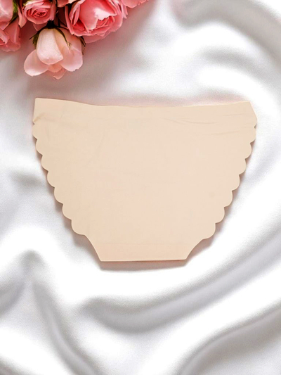 Royalfashion Lāzergrieztas sieviešu biksītes ar dekoratīvām lencēm Edge Chic