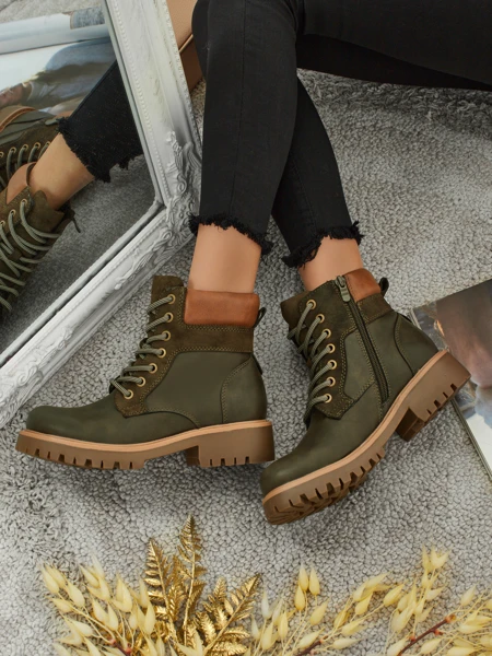 Women's Maestroe Trapper Boots