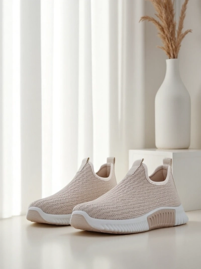 Женские бежевые кроссовки Eulalia Slip-On плоский каблук ткань лето весна