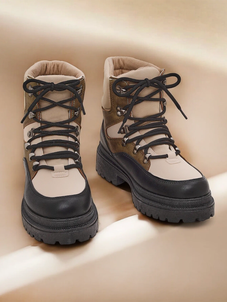 Женские ботинки-траперы Royalfashion Savelly