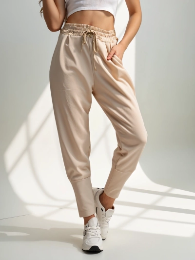 Royalfashion Sieviešu bikses ar zelta elastīgu jostu