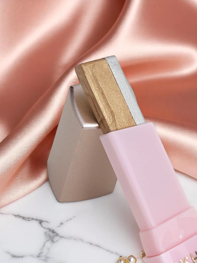 Spīdīgs acu ēnu zīmulis Golden Hour