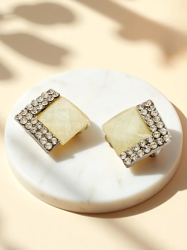 Royalfashion Women's clip-on earrings with crystal and cubic zirconia