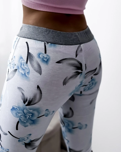 Royalfashion White women's 3/4 shorts with floral pattern