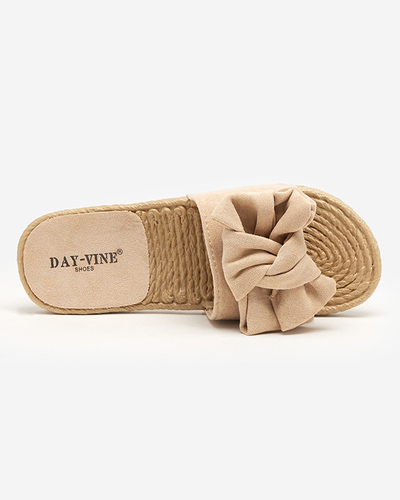 OUTLET Ladies' beige slippers with a Terina bow - Footwear