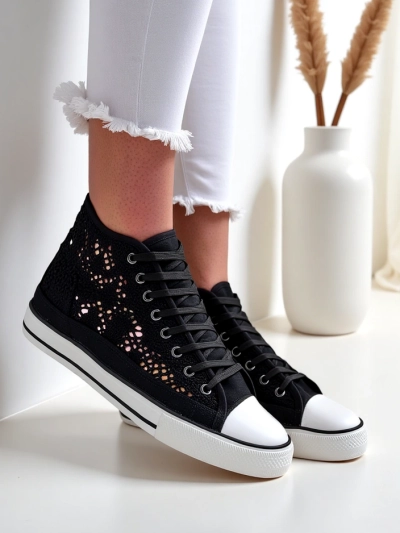 Royalfashion Women's perforated sneakers Limme