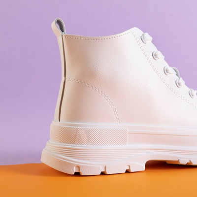 Белая женская спортивная обувь Wedet