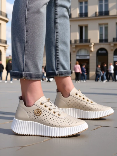Royalfashion Women's sporty lace-up sneakers Jovenes