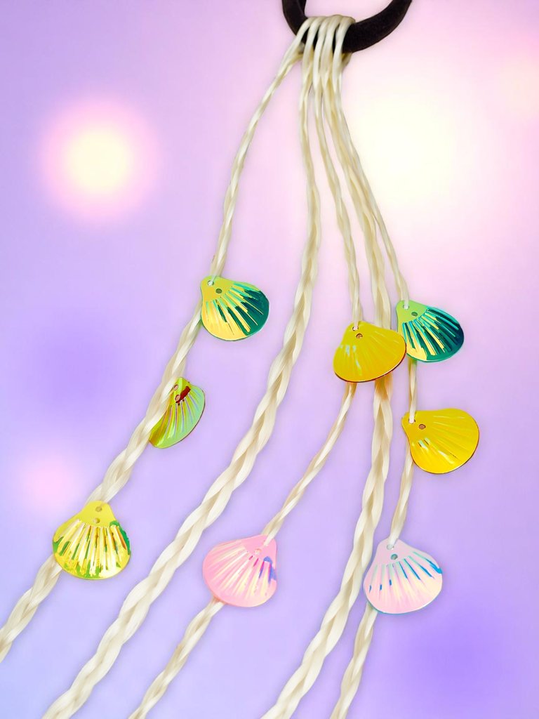 Royalfashion Clip-in braids on an elastic band with shells
