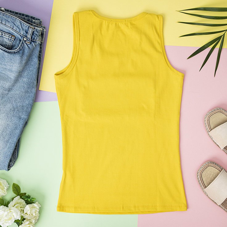 Желтый женский топ со стразами