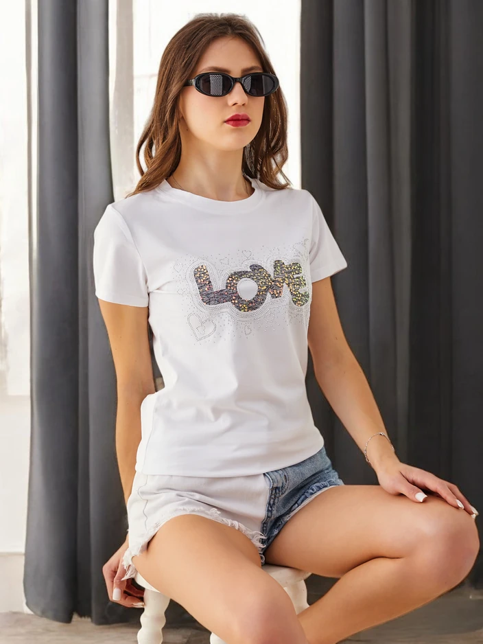 Royalfashion Женская хлопковая футболка LOVE с стразами