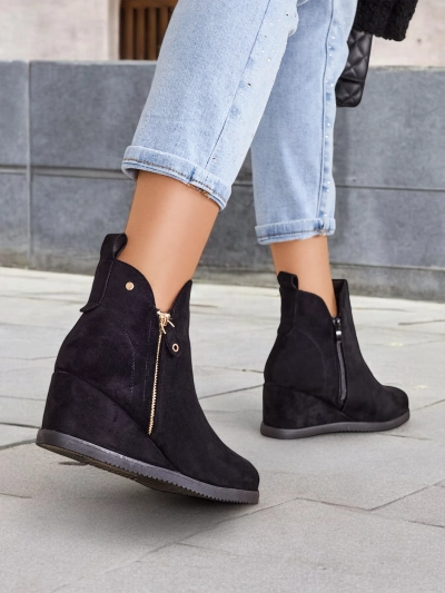 Женские сапоги Royalfashion Lobbos