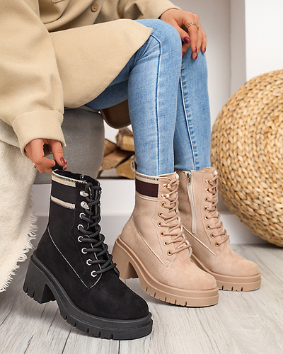 Light brown trapper boots on a post Koidoo- Obuwie