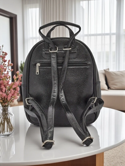 Royalfashion Sieviešu mugursoma no ekoloģiskās ādas ar svītrām Metallic Stripes