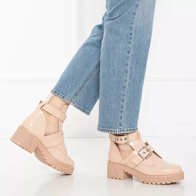 OUTLET Beige women's boots with embossing Lerika - Footwear