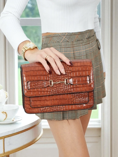 Çantë e vogël për femra Lunisse prej lëkure eko të lyer