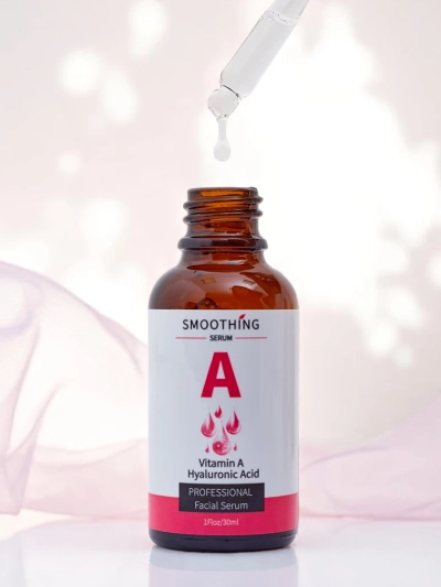 Smoothing Serum with Vitamin A and Hyaluronic Acid