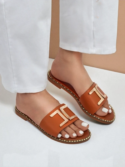 Royalfashion Sieviešu mākslīgās ādas iešļūcenes ar dekoru Gildra