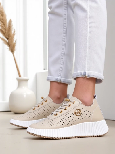 Royalfashion Women's sporty lace-up sneakers Jovenes