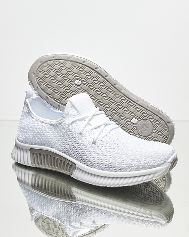 Белая женская спортивная обувь из ткани Vobbu- Footwear
