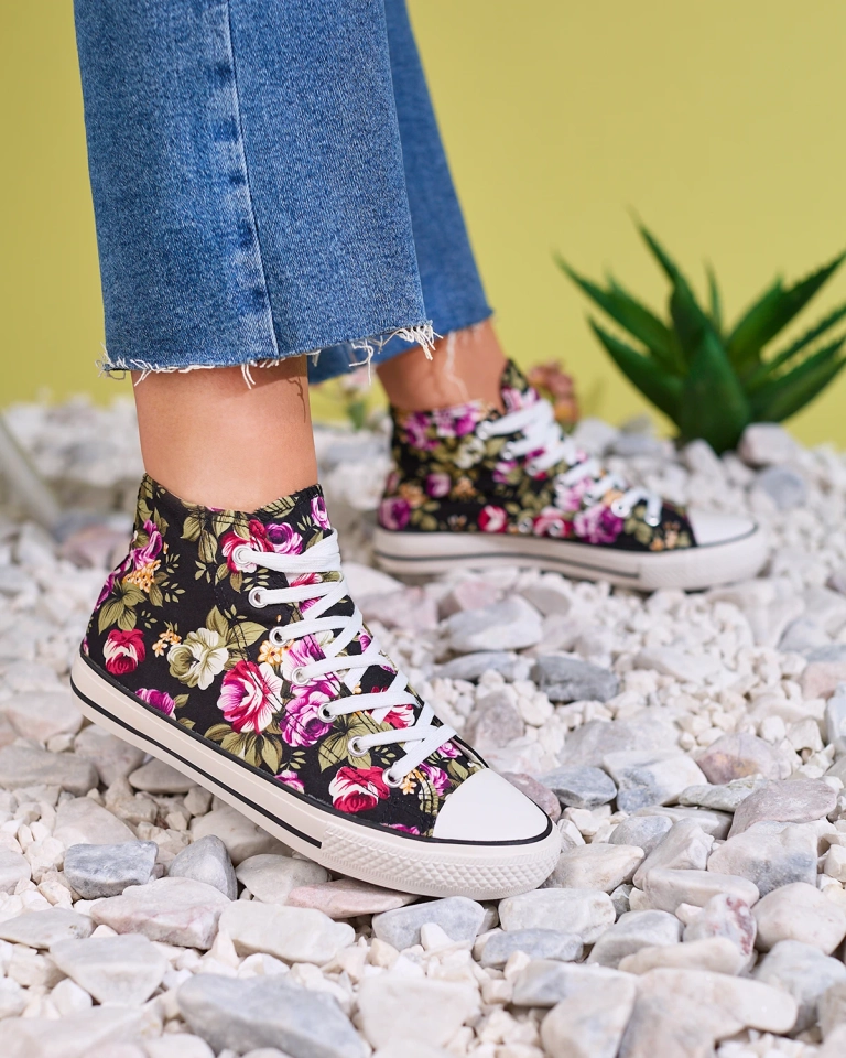 Royalfashion Sieviešu augstās melnās kedas ar ziedu rakstu Soxic