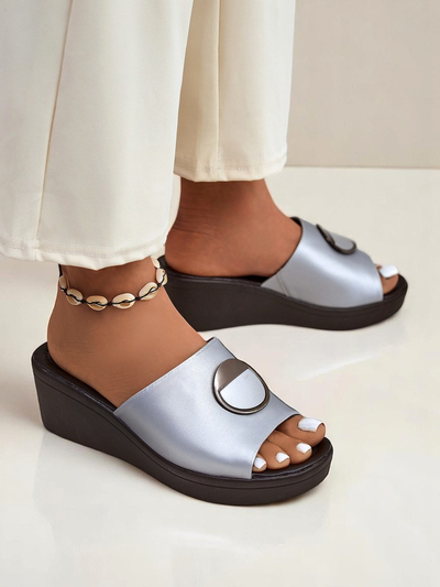 Royalfashion Sieviešu sandales uz platformas Elira