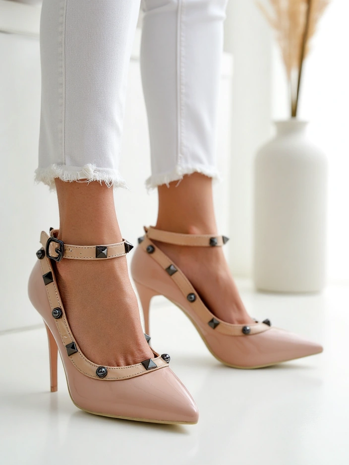 Женские лаковые шпильки Royalfashion с стразами Qoscalle