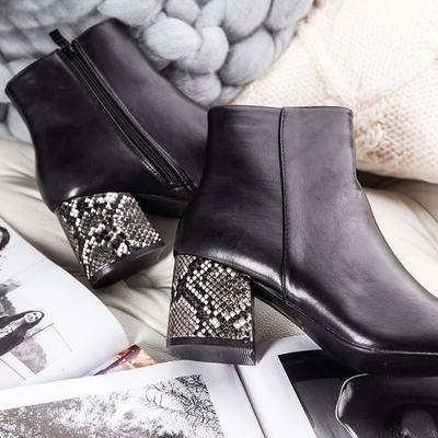 Black boots with embossing a&#39;la Rossana snake skin - Footwear 1