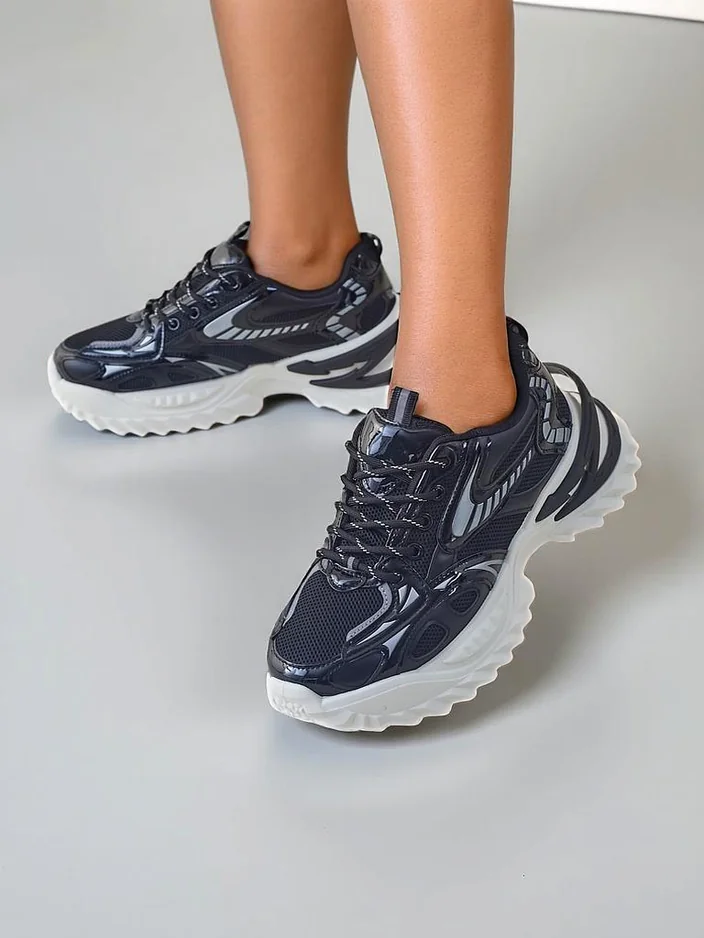 Royalfashion Sieviešu sporta apavi ar biezāku zoli Annete