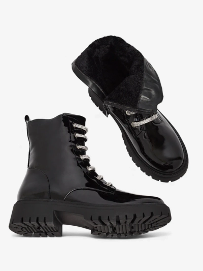 Lakované šnurovacie dámske členkové čižmy Velmini