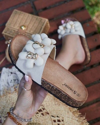 Royalfashion Sieviešu čības ar zelta lācīšiem un ziediem Isaralle