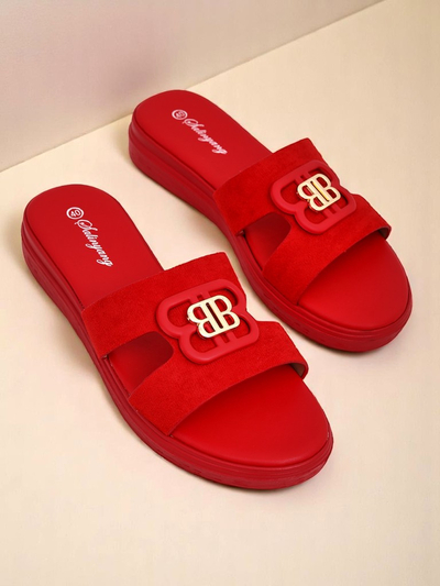 Royalfashion Женские шлепанцы на плоской подошве ChicStep