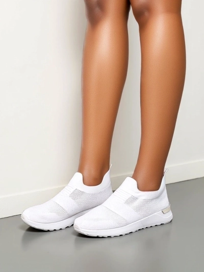Royalfashion Женские спортивные туфли на резинке Satet