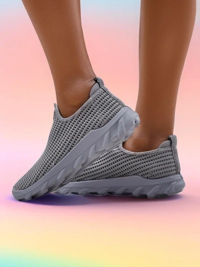 Royalfashion Women's Slip-On Fabric Sports Shoes Erra