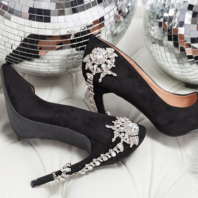 Black stilettos with Gabriel ornament - Footwear 1