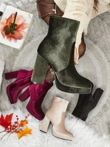dark green