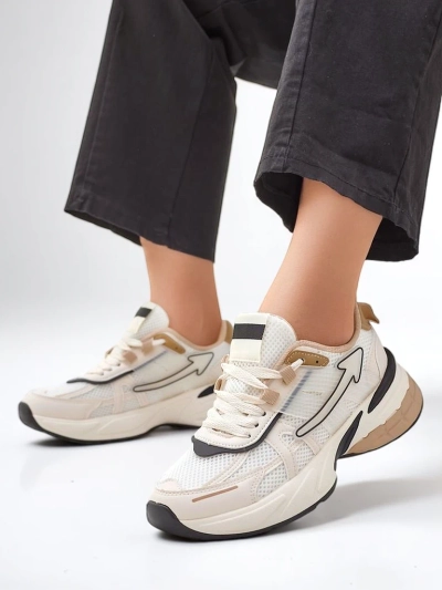 Royalfashion Women's sporty sneakers with thicker sole Beysa