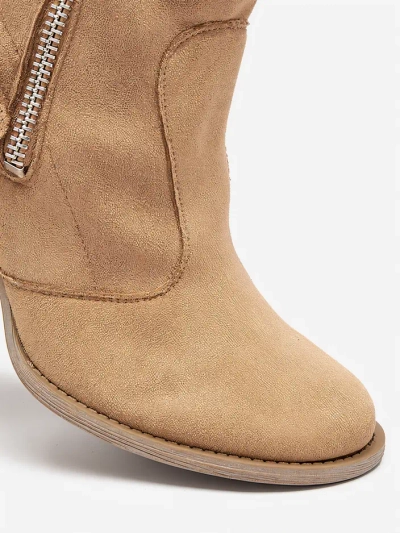 Light brown eco suede women's boots on the post Emrica - Footwear