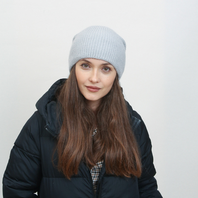 Light grey knitted women's beanie - Accessories