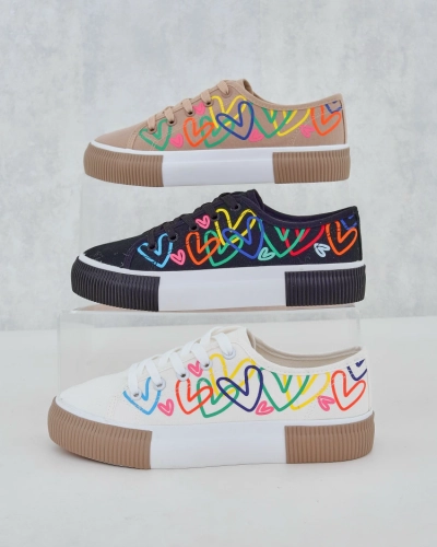Royalfashion Women's sneakers with heart print Sercess