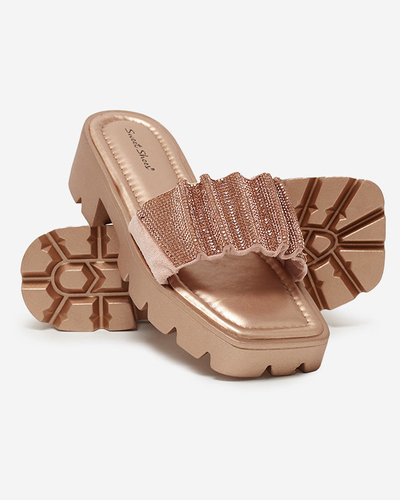 Zelta sieviešu čības ar kubisko cirkoniju Emkoy - Apavi