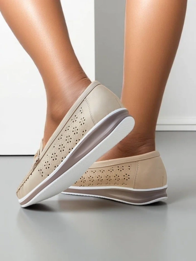 Royalfashion Women's perforated moccasins Cerro