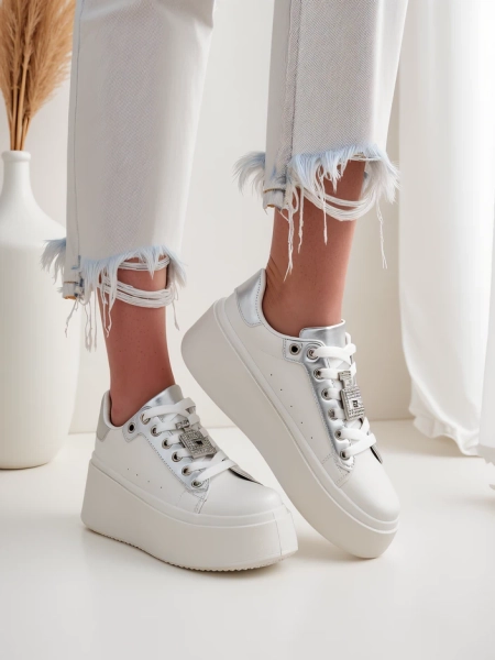 Royalfashion Women's sporty sneakers Kisoffi
