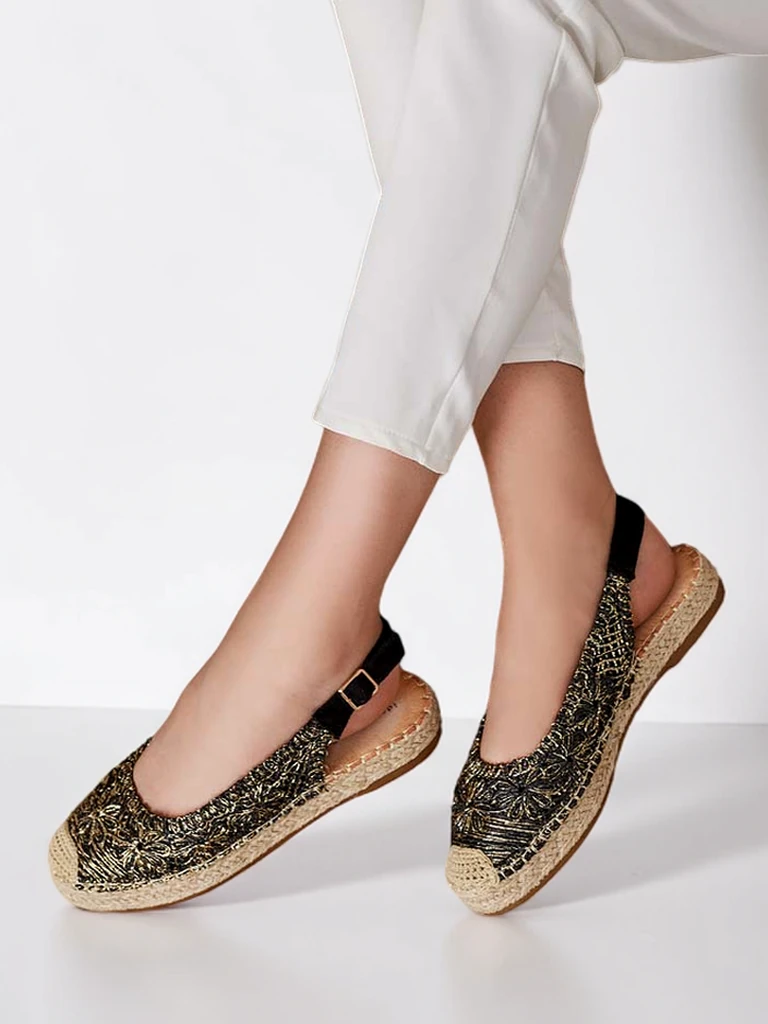 Royalfashion Women's espadrilles with decorative embroidery