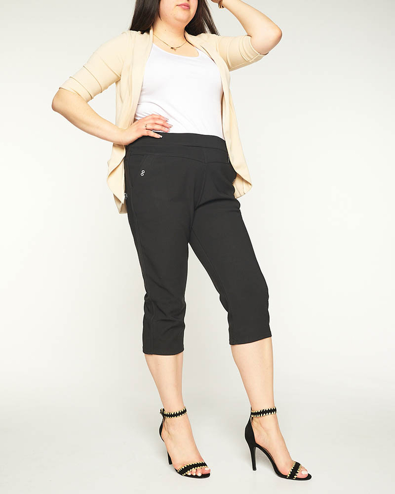 Black women's 3/4 PLUS SIZE fabric shorts - Clothing